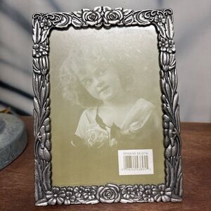 Elegant Silver Pewter Floral Photo Frame